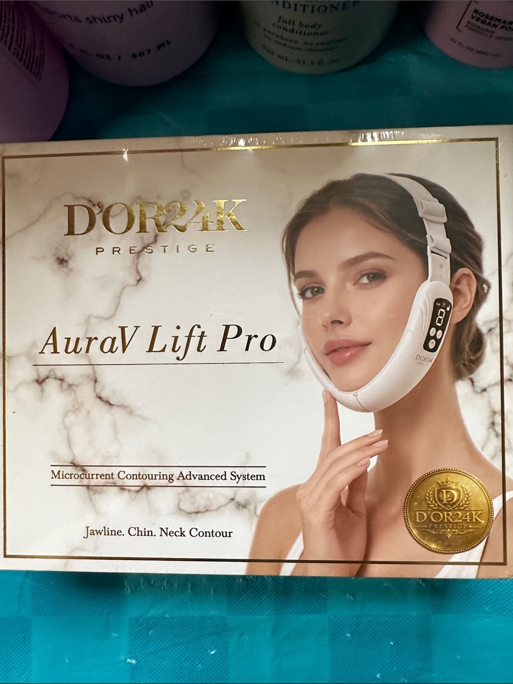 D'OR24K AuraV Lift Pro Facial & Neck Contour Device - White